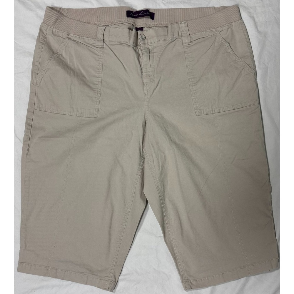 Gloria Vanderbilt Womens Cargo Shorts Beige Flat Front Modern Preppy Comfort 20W